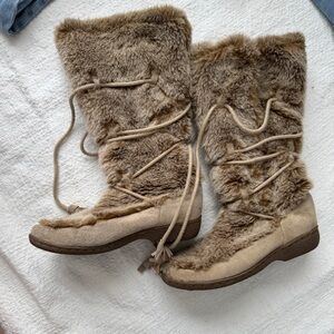 Nine West Brown Faux Fur Lace-Up Boots